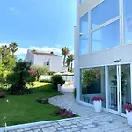 Path House - Etna & Sea View 4* 里波斯托