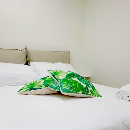 Path House - Etna & Sea View Lejlighedshotel 4*