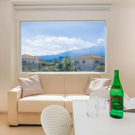 Lejlighedshotel Path House - Etna & Sea View