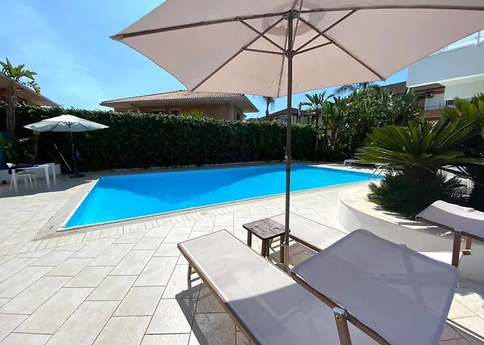 מלון דירות Path House - Etna & Sea View 4*