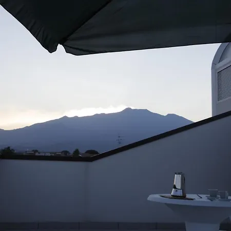Path House - Etna & Sea View * Riposto