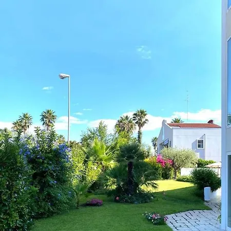 Aparthotel Path House - Etna & Sea View
