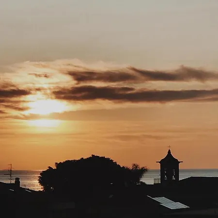 Path House - Etna & Sea View מלון דירות