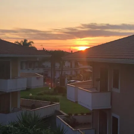 Aparthotel Path House - Etna & Sea View *