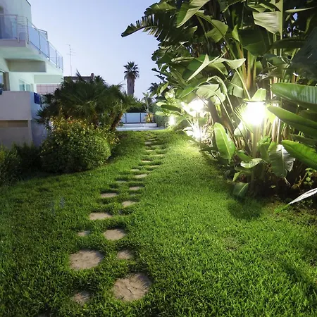 Path House By Wonderful Italy Aparthotel Riposto