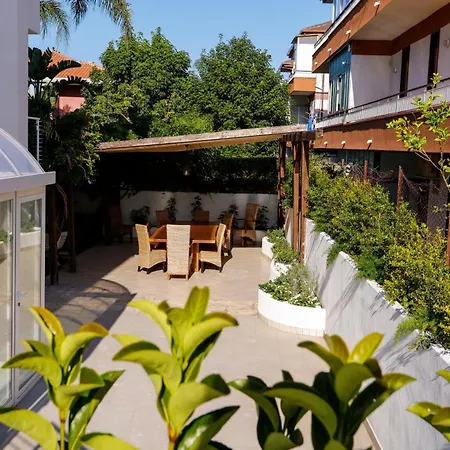 Path House By Wonderful Italy Riposto
