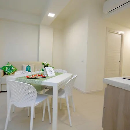 Path House By Wonderful Italy מלון דירות ריפוסטו
