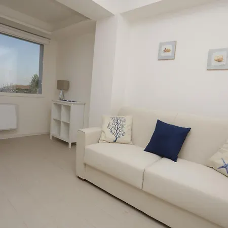 Path House By Wonderful Italy 3*